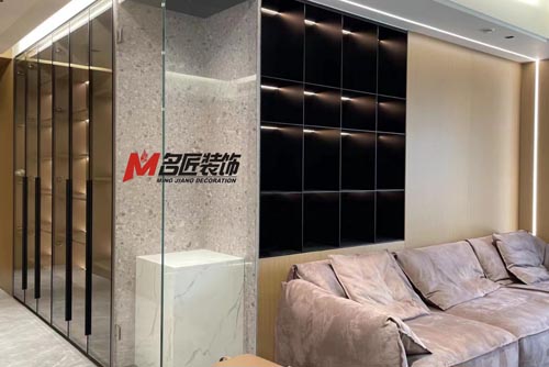 柳州市香頌蔚瀾半島現(xiàn)代簡(jiǎn)約風(fēng)格三居室裝修案例